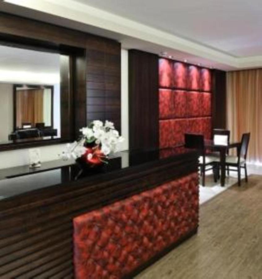 Hollywood Inn Boutique Hotel Jounieh Exterior photo