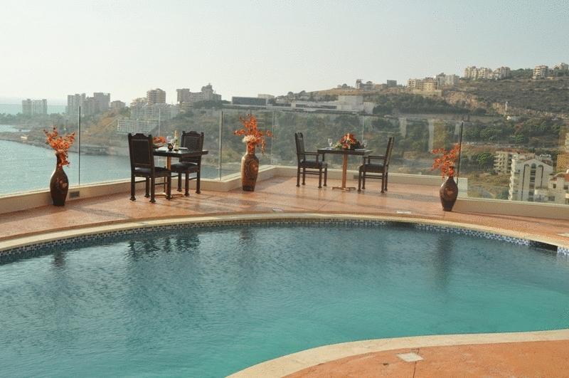 Hollywood Inn Boutique Hotel Jounieh Exterior photo